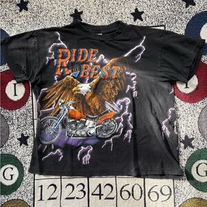 Vintage Thunder t-shirt size large